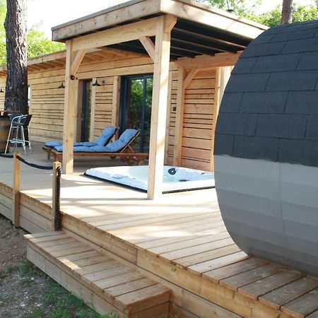 La Cabane A Papi Thénac المظهر الخارجي الصورة